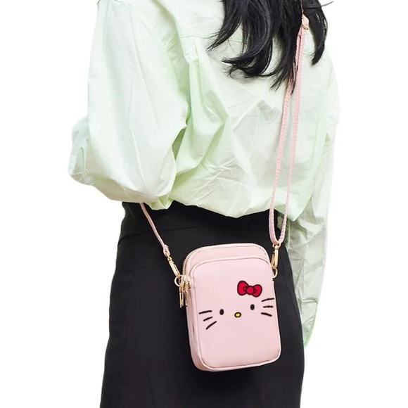 Hello Kitty Crossbody Purse - Picture 6 of 6